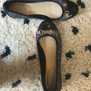 Women’s work flats, size 10